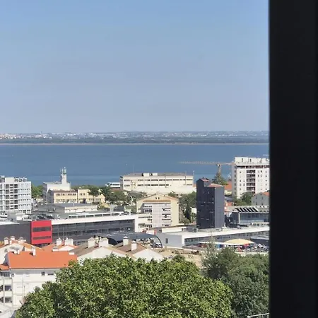 Vistas Sobre O Rio Tejo Appartement *
