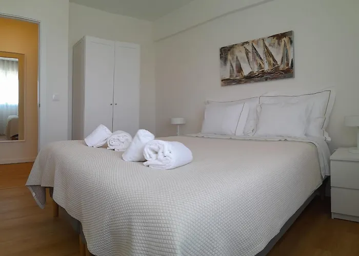 Vistas Sobre O Rio Tejo * Lisboa